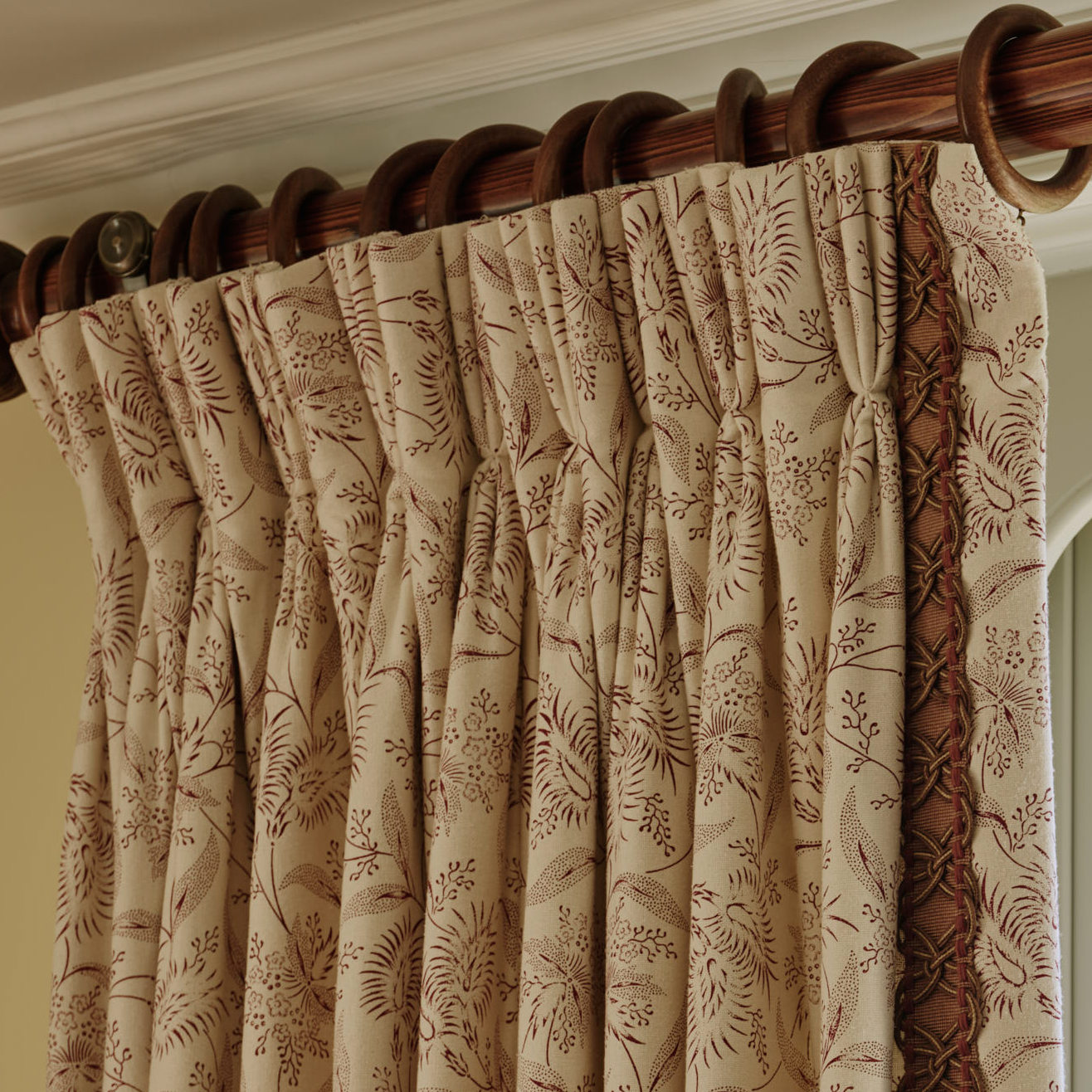 Edie Silk - Cherry - Image 3